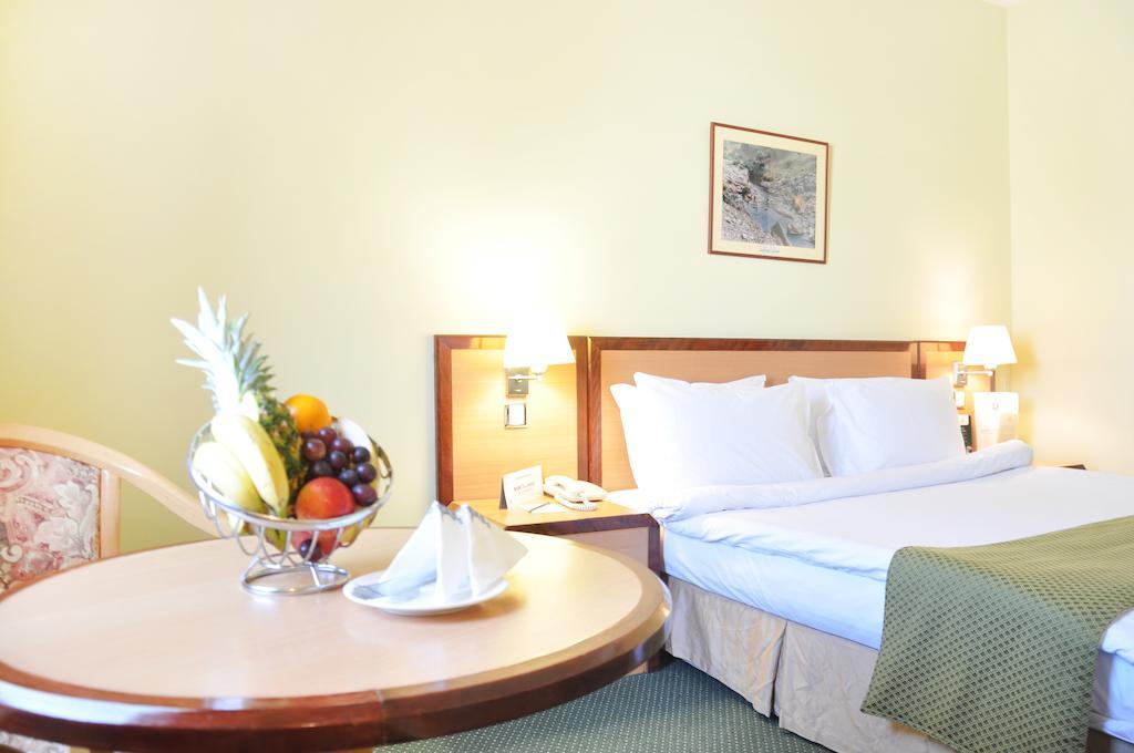 Best Western Sur Zewnętrze zdjęcie